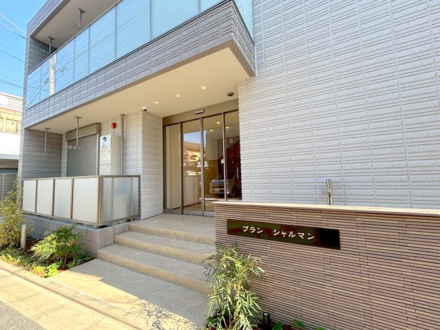 ブラン　シャルマンのエントランス|★エントランス★