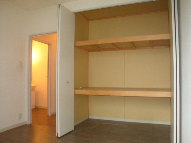 クレール（伊丹市）の収納|参考、同建物・類似間取りの号室