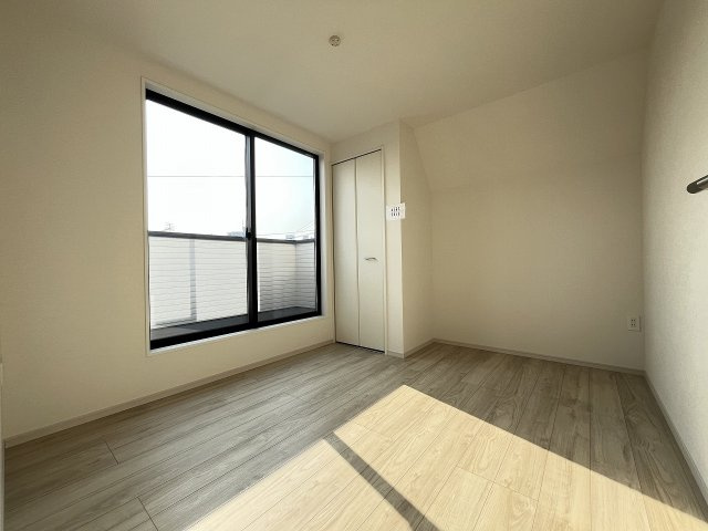 【子供部屋】 | 福岡市東区千早1丁目2期　2号棟（全2棟）【仲介手数料無料・0円】 | 現地写真。