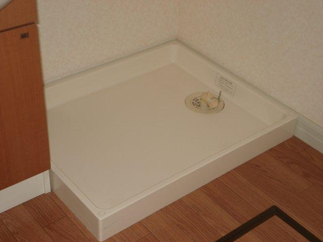 サンヴィラージュの洗面所|室内洗濯機置場