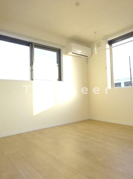 エステート氷川台の居間・リビング