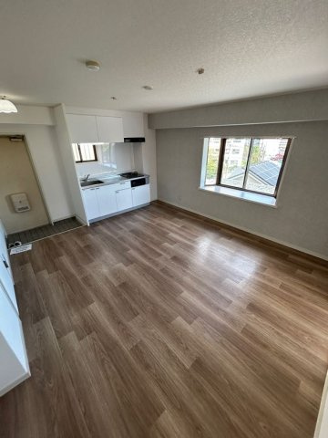 ハイツ菊水の居間・リビング