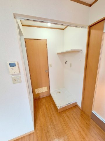 メゾンパールのその他|★脱衣スペースはカーテンレール付きです★