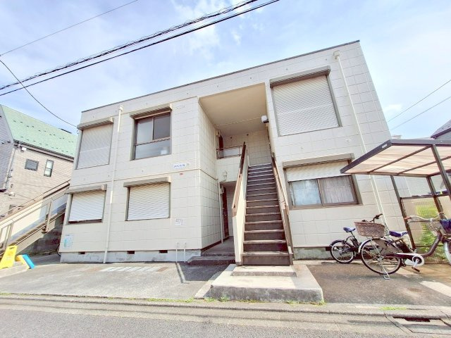 メゾンパールのエントランス|★落ち着いた住宅街に立地★