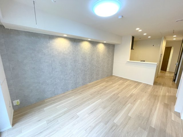 Ｎ・Ｗ　ＲＥＳＩＤＥＮＣＥ　ＡＳＡＧＡＹＡの居間・リビング|★ダウンライト付きのおしゃれなリビング★