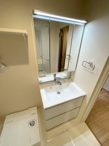 Ｎ・Ｗ　ＲＥＳＩＤＥＮＣＥ　ＡＳＡＧＡＹＡの洗面所|★独立洗面台★