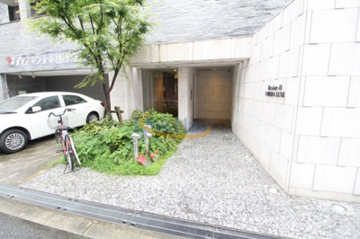 【エントランス】 | レジュールアッシュ梅田リュクス