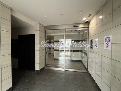 【エントランス】 | プレール・ドゥーク横濱紅葉坂 | 広々としたエントランス