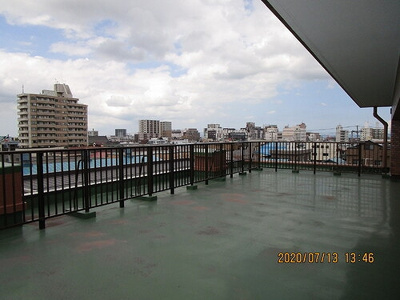 【バルコニー】 | ライオンズマンション品川町 | 広々ルーフバルコニー（44.10㎡）