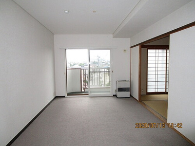 【居間・リビング】 | ライオンズマンション品川町 | リビングダイニング（約13.2畳）