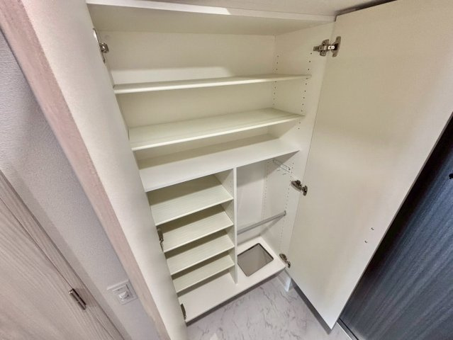 アルティザ姫路の玄関