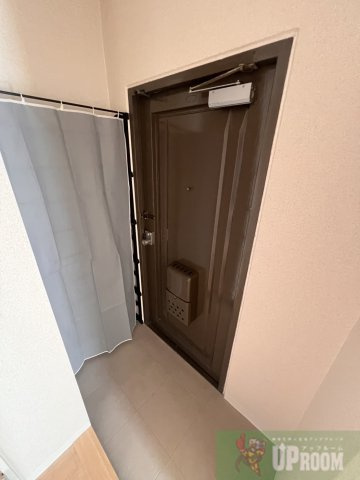 関田農住団地コーポ旭の玄関