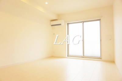 【居間・リビング】 | リブリ・千葉公園 | 洋室のお部屋です。