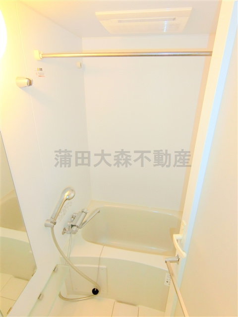 ブライズ蒲田WESTの浴室|浴室乾燥機付きのお風呂　バスルーム