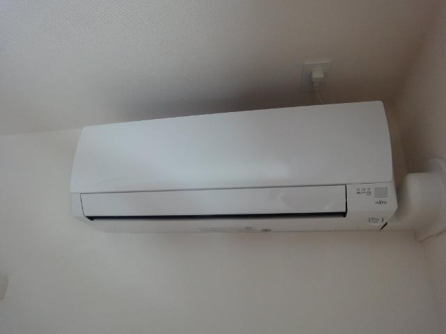 加古郡播磨町古田１丁目のアパートの設備|エアコン