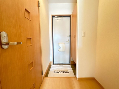 【玄関】 | クレスト雅 Ａ | 玄関