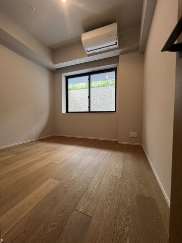 ザ・パークハウス千代田六番町の洋室