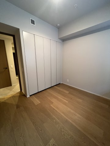 ザ・パークハウス千代田六番町の洋室