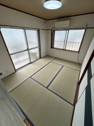 下祗園コーポの和室