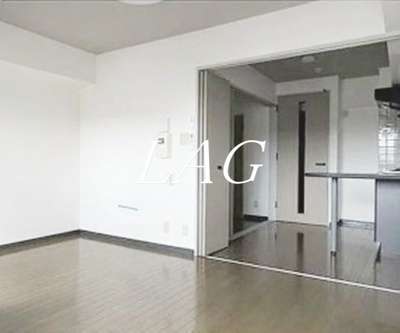 【居間・リビング】 | ピアレジアオヤマＶ | 洋室のお部屋です。