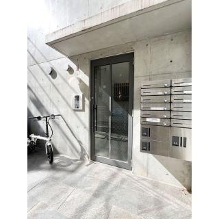 【エントランス】