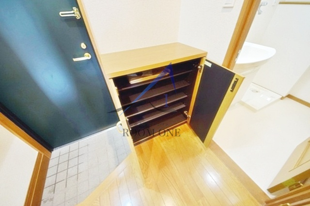 海野ビルの内装