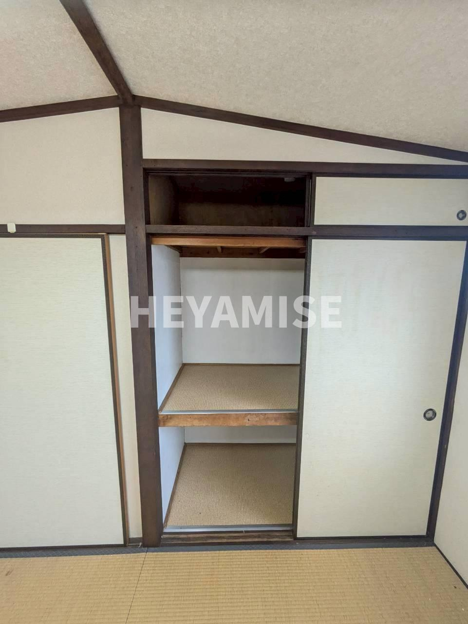 グランドマンションの収納|※別号室の参考画像です※