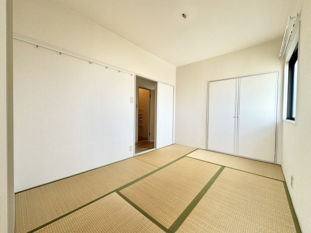 ネクサス小雑賀Ⅱの和室