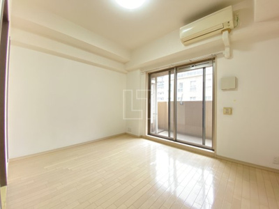 【居間・リビング】 | エイペックス大阪城西 | エイペックス大阪城西　洋室