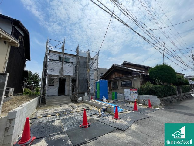 久世郡久御山町市田珠城　第1期　新築一戸建ての前面道路含む現地写真|周辺は落ち着いた街並みの住宅地！子育てがしやすい住環境です！まだ未完成ですが、現地でしかわからない事もございます。是非一度ご覧ください。