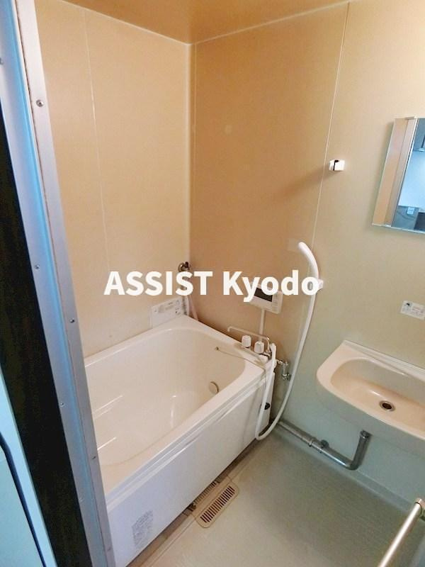 パインハイツの浴室