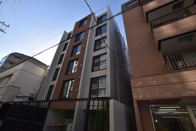 スタンズ神楽坂の外観