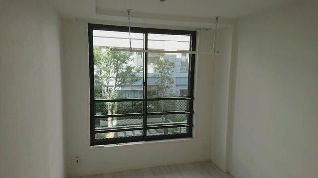 スタンズ神楽坂の居間・リビング