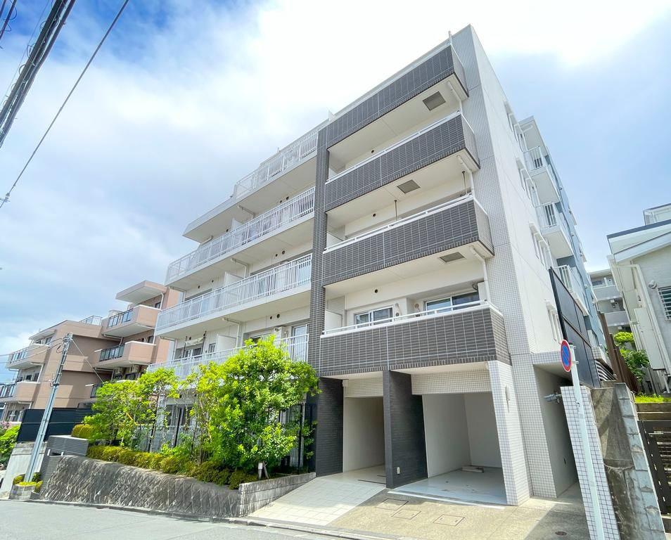 ライオンズクオーレ宮前平の外観