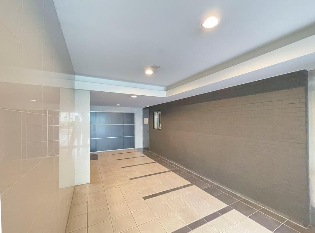 ライオンズクオーレ宮前平のエントランス