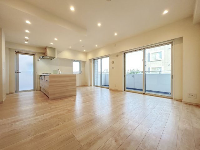 ライオンズクオーレ宮前平の居間・リビング