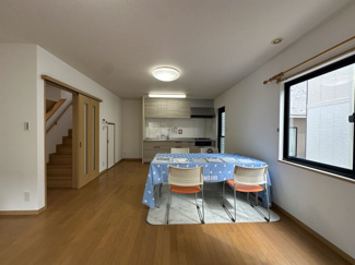 【居間・リビング】 | 美萩野（リフォーム済）