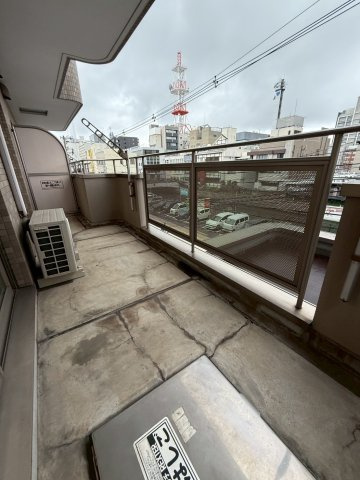 プリムローズのバルコニー