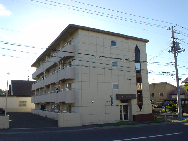 コーポラスＮＡＯの外観