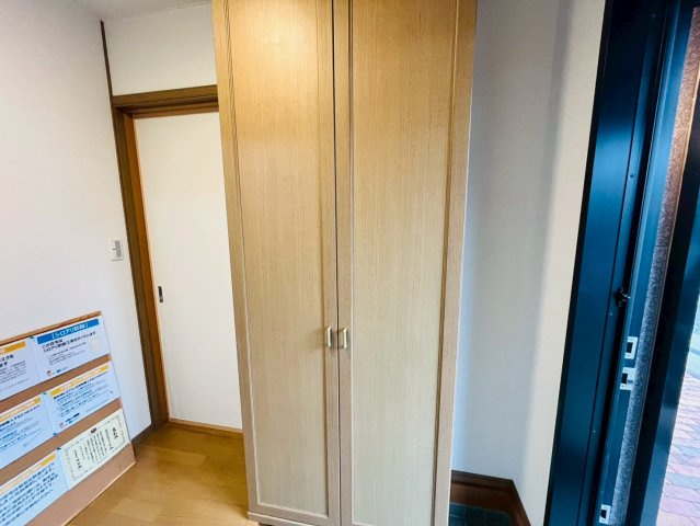 小山市大字小山　リフォーム物件の玄関|〇玄関〇
お家の顔にもなる明るい玄関♪
2025年10月撮影