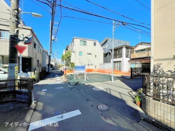 品川区戸越１丁目の新築一戸建の前面道路含む現地写真| 