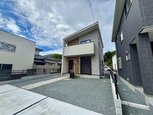 久留米市上津町9号地