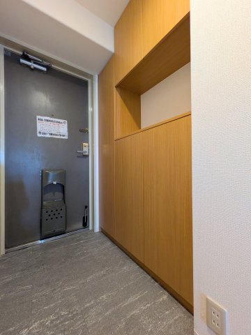 メゾンドール明石東二見の玄関