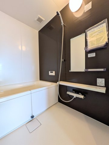 メゾンドール明石東二見の浴室