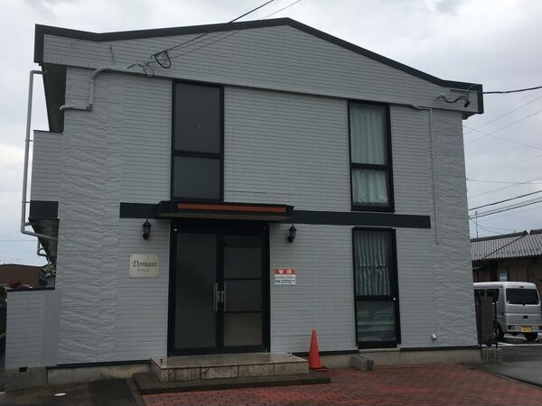 ドマーニのエントランス