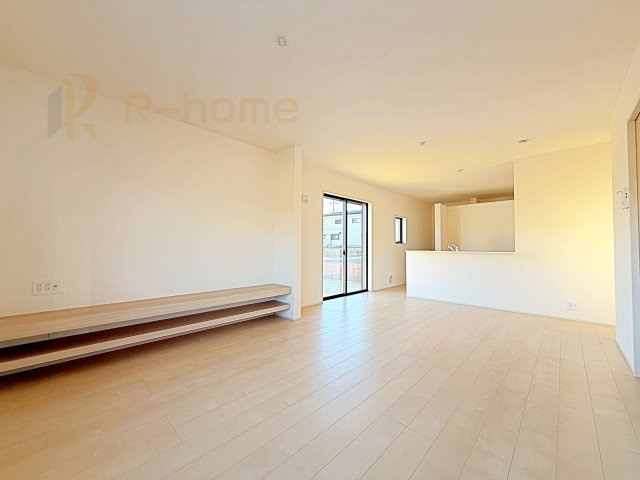 石岡市鹿の子2期　新築戸建て　1号棟の外観|ご予約を頂ければ、『平日』はもちろん『早朝』や『夜間』もご見学可能です♪お気軽にお申し付けください♪