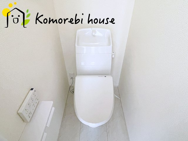 さいたま市西区土屋　第2　新築一戸建て　リーブルガーデン　01のトイレ|トイレです