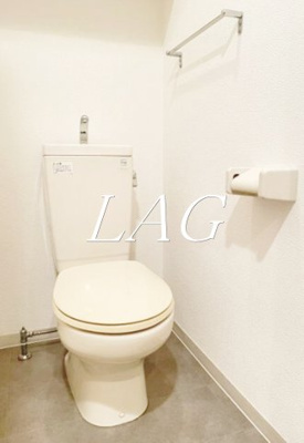 【トイレ】 | スカイコート新宿御苑前 | トイレです。