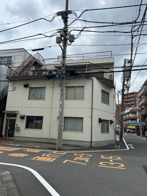 北区東田端２丁目の中古一戸建の前面道路含む現地写真| 