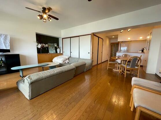 ルシオン伊豆宇佐美の居間・リビング